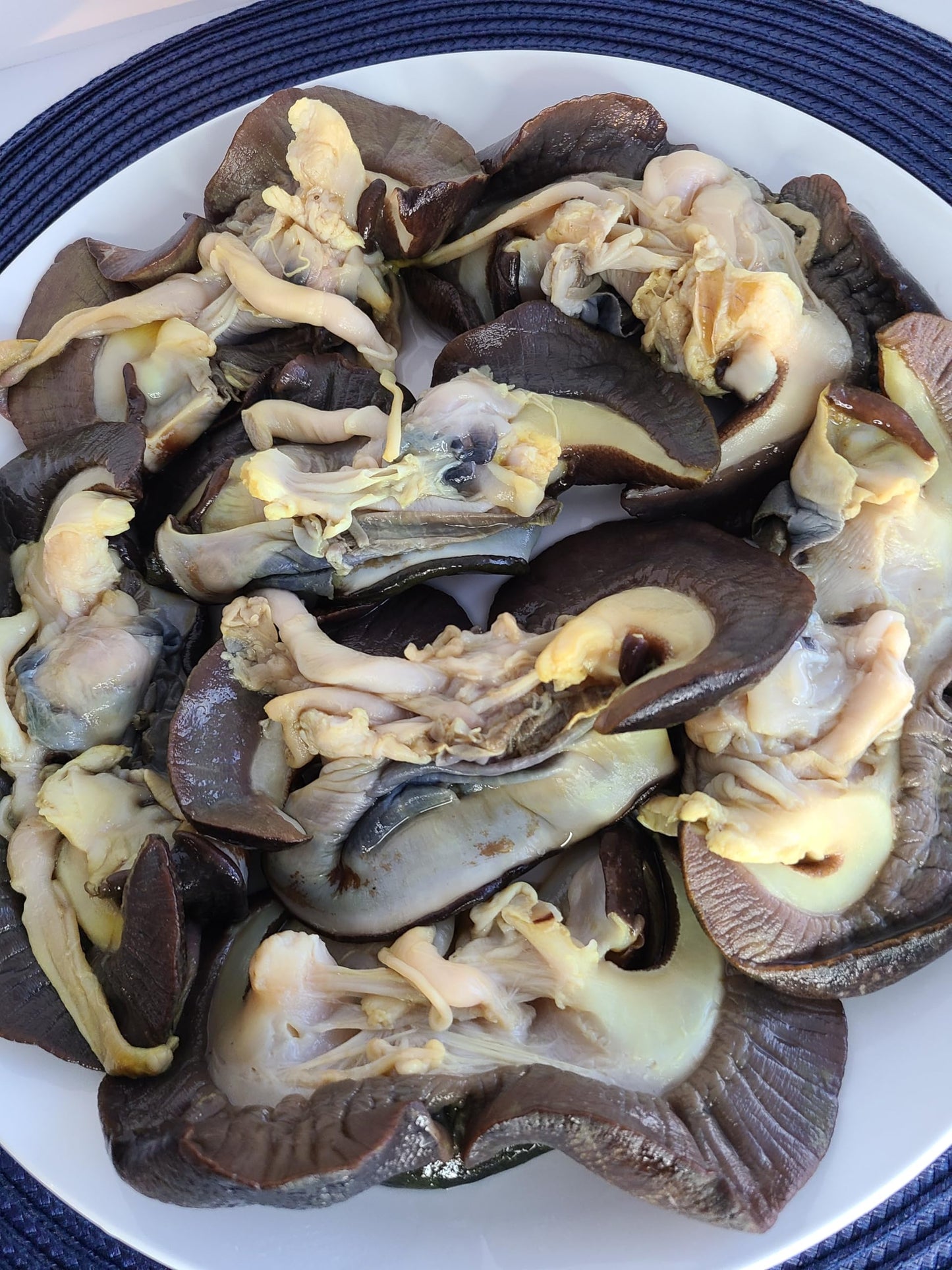 Fresh Jumbo Organic Frozen Escargots/Snail/Igbin 1lb by Niffy